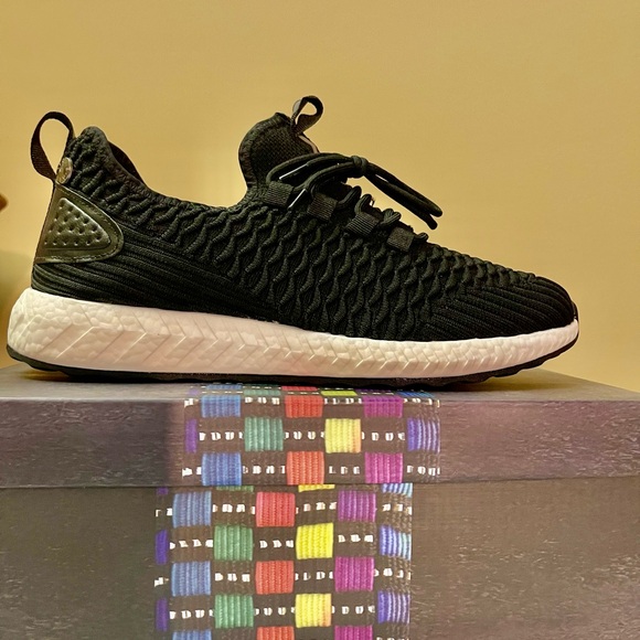 bernie mev. Shoes - NEW BERNIE MEV PIPER MEMORY FOAM WOMENS SNEAKERS SIZE 8 BLACK